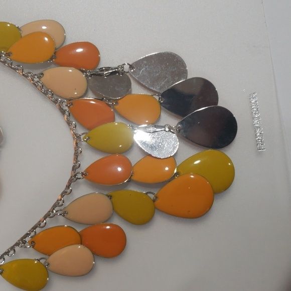 Silver tone Waterfall Design Colorful Necklace & Earrings set, Women's Jewelry - Picture 7 of 7